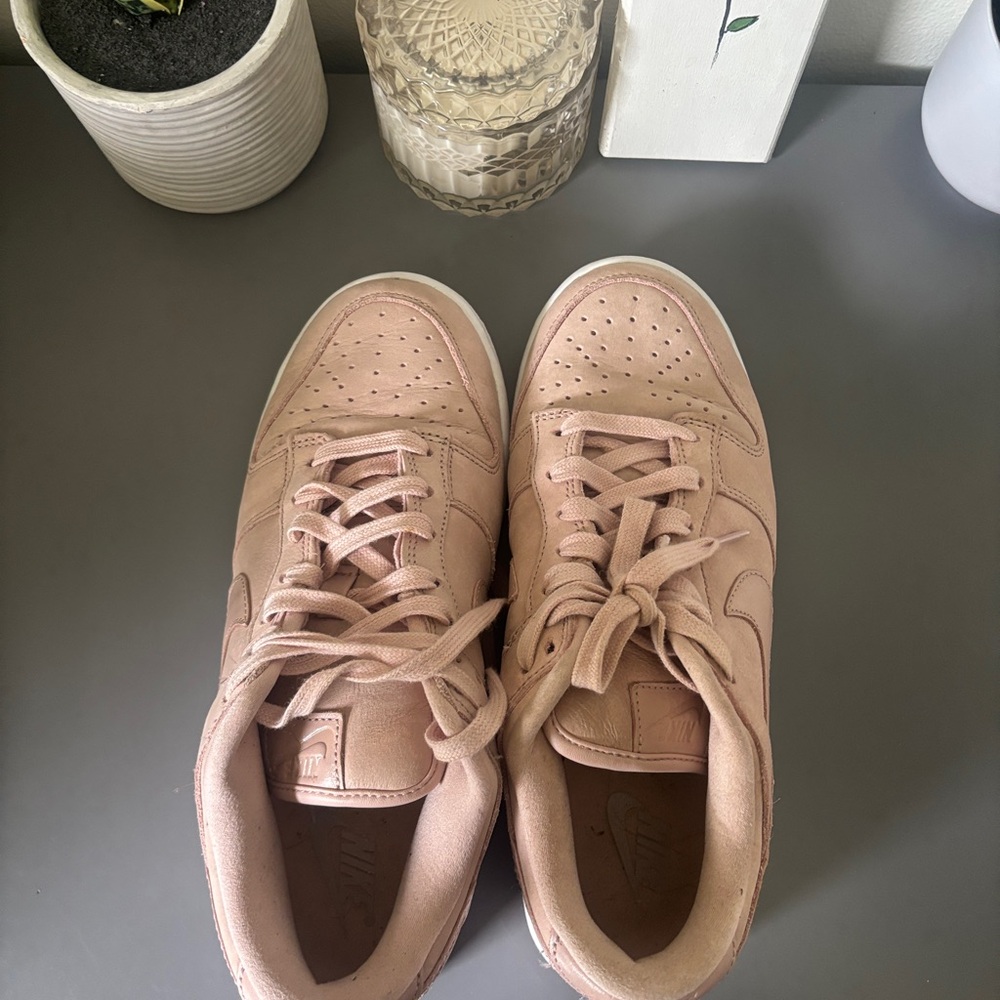 Nike dunk Women's Blush Pink Casual Lace-Up Sneakers - Picture 4 of 4
